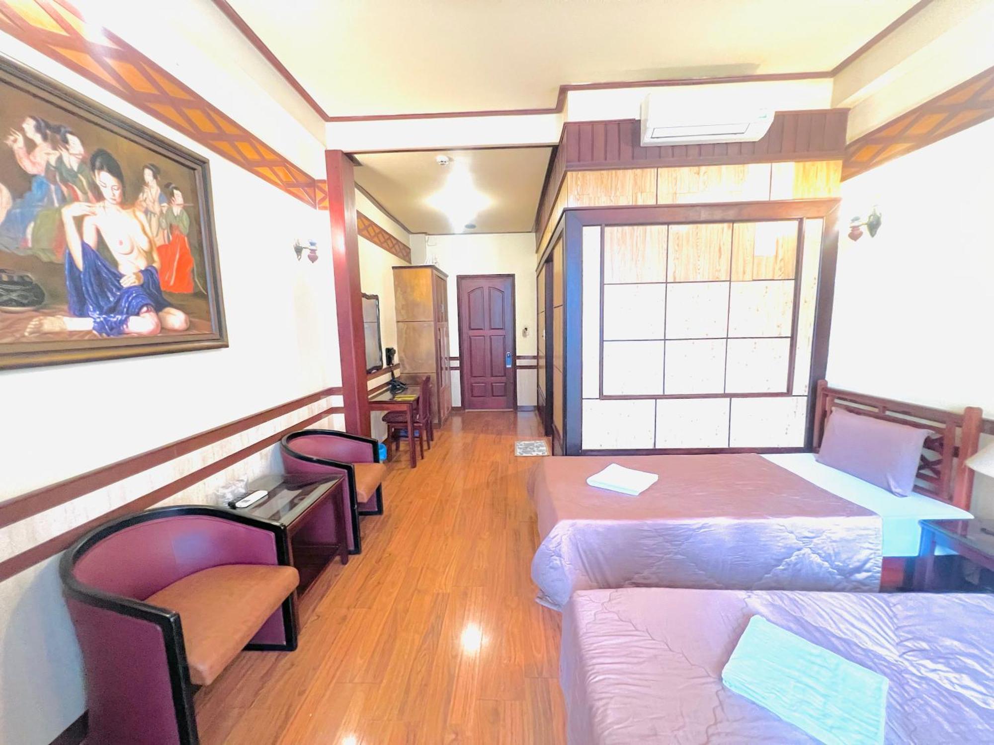 Bi Saigon Hotel Хошимин Екстериор снимка
