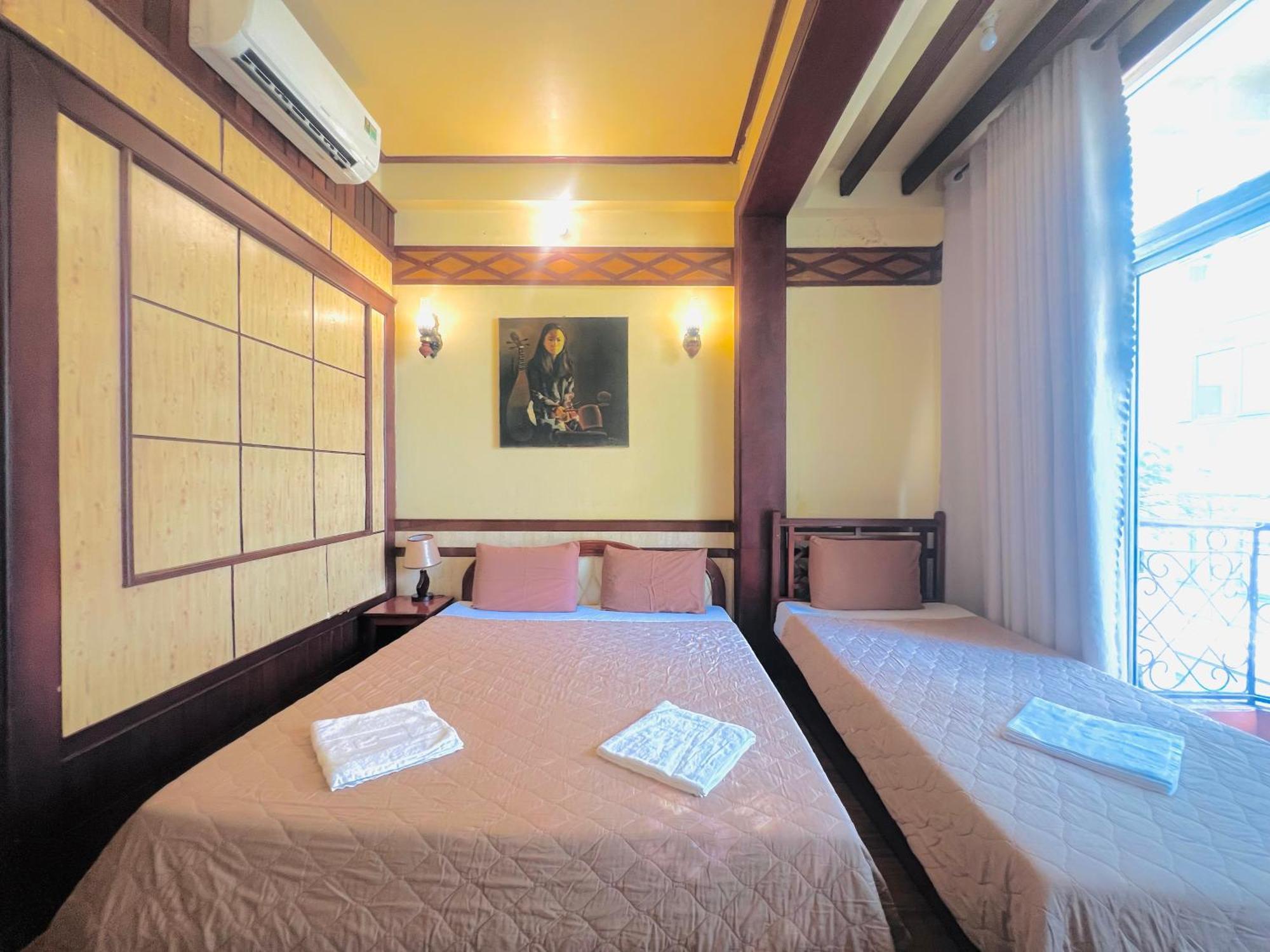 Bi Saigon Hotel Хошимин Екстериор снимка