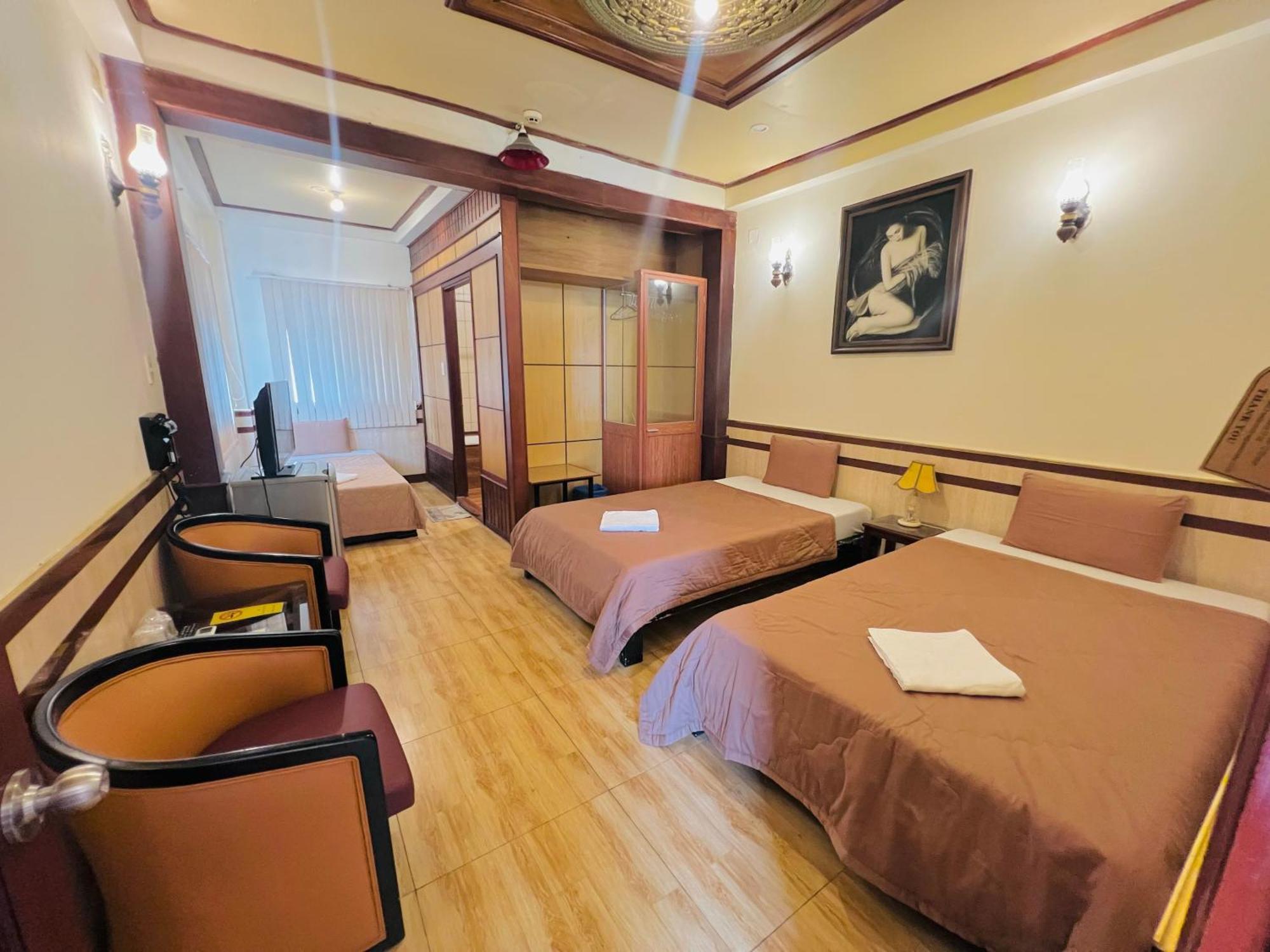 Bi Saigon Hotel Хошимин Екстериор снимка