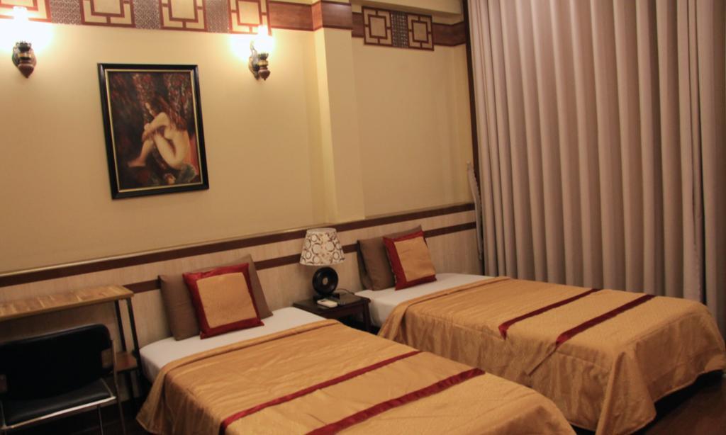 Bi Saigon Hotel Хошимин Екстериор снимка