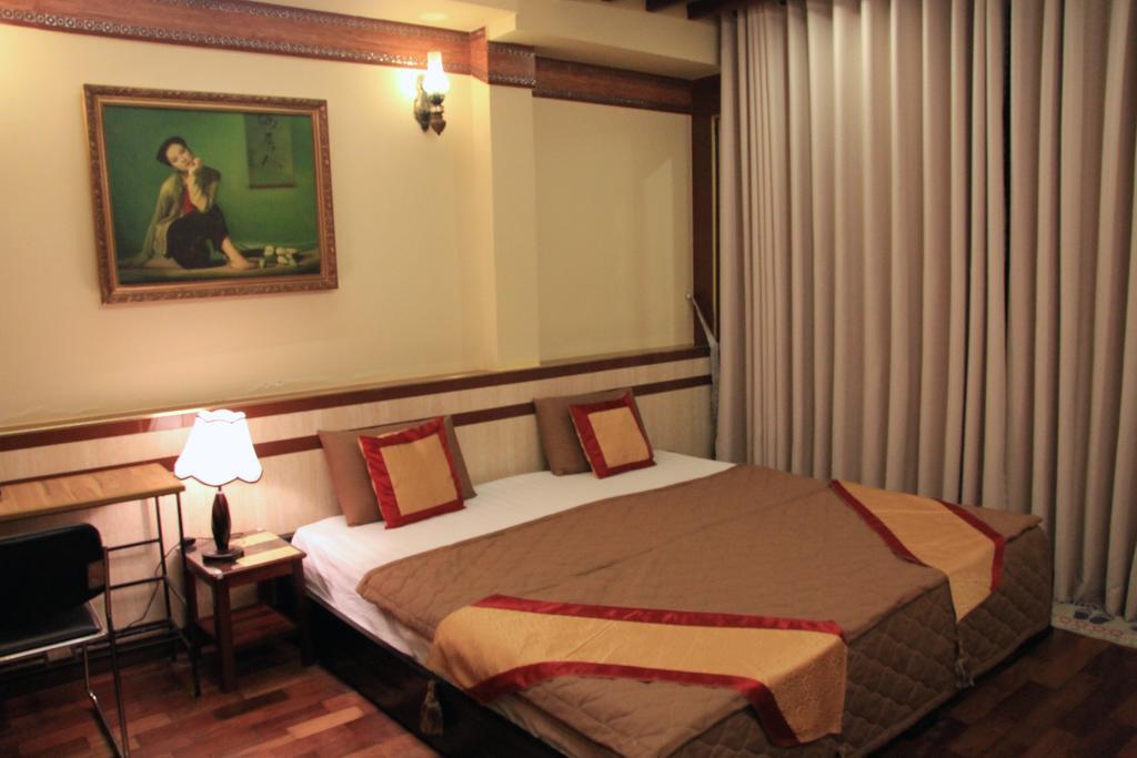 Bi Saigon Hotel Хошимин Екстериор снимка